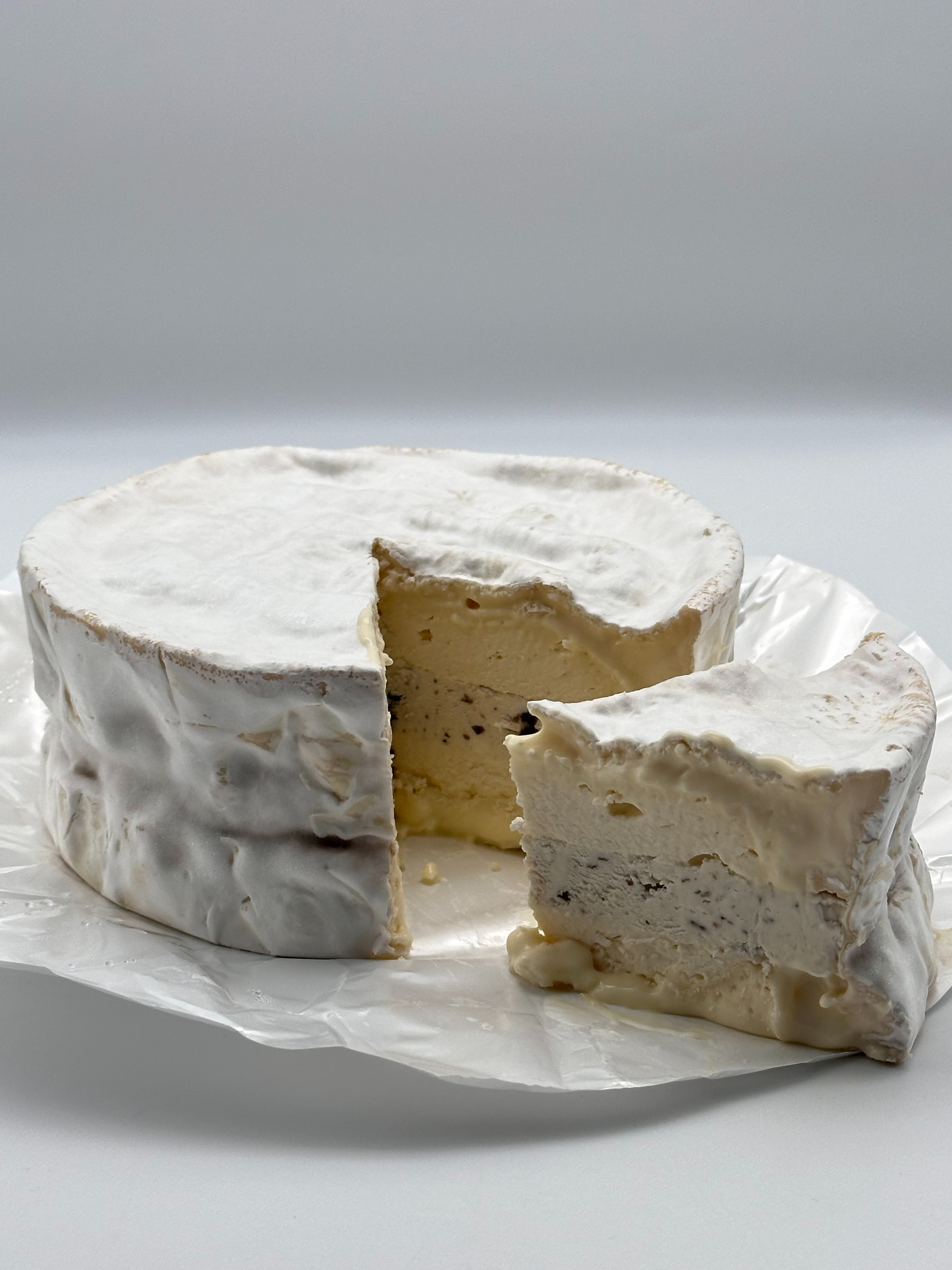 Fromi アルバ白トリュフ入りクロミエ 100g 白カビ